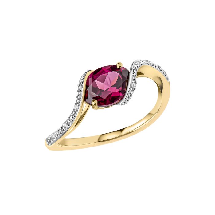 9ct Gold Garnet & Diamond Ring