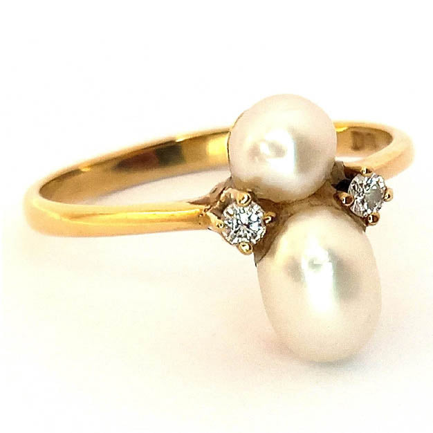 Pre-owned Freshwater Pearl & Diamond Ring